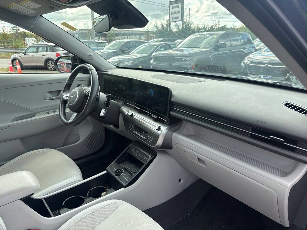 Used 2024 Hyundai Kona SEL w/ Convenience Package AWD/4WD image 24