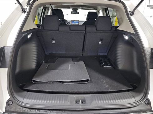 Used 2026 Honda HR-V LX image 10