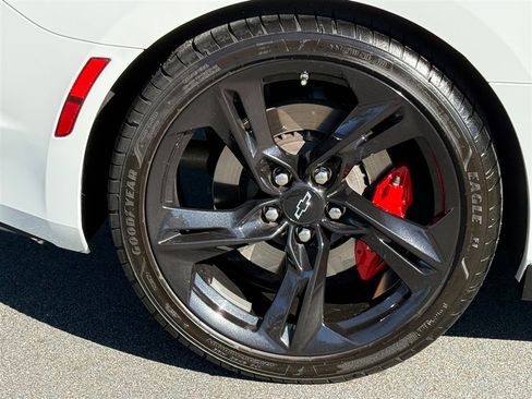 Used 2024 Chevrolet Camaro SS image 31