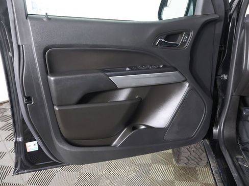Used 2022 Chevrolet Colorado ZR2 AWD/4WD image 19