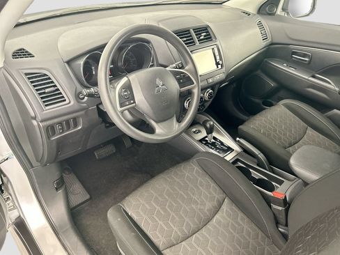 Used 2024 Mitsubishi Outlander Sport ES AWD/4WD image 9