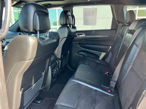 Used 2021 Jeep Grand Cherokee Laredo X AWD/4WD image 21
