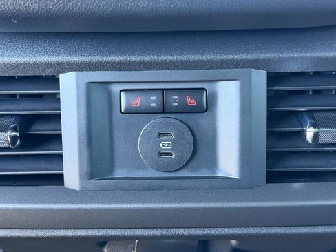 Used 2025 Ford F150 Lariat w/ Equipment Group 502A High AWD/4WD image 32