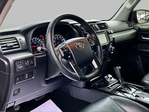 Used 2019 Toyota 4Runner Limited AWD/4WD image 17