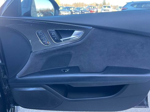 Used 2017 Audi RS 7 Performance image 33