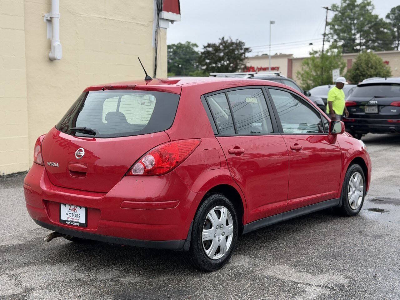Used 2010 Nissan Versa 1.8 S w/ PWR Plus Pkg FWD image 8