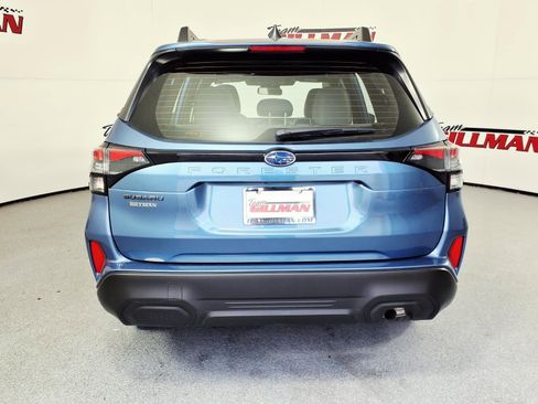 Certified 2025 Subaru Forester image 8