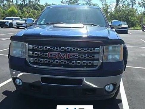 Used 2013 GMC Sierra 2500 SLE AWD/4WD image 1