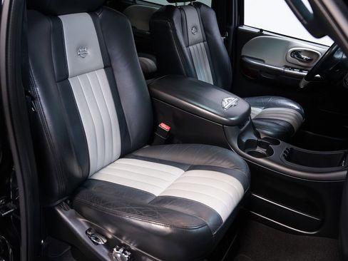 Used 2003 Ford F150 Harley-Davidson image 38