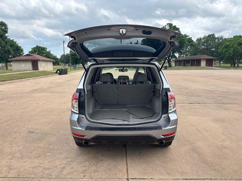 Used 2010 Subaru Forester 2.5XT Limited AWD/4WD image 31