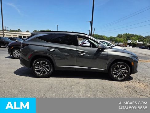 Used 2025 Hyundai Tucson Limited AWD/4WD image 13