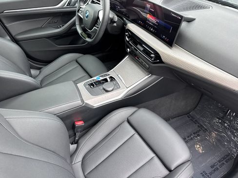 Used 2025 BMW i4 eDrive40 RWD image 15