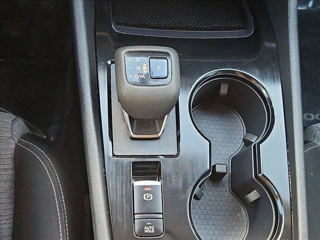 Used 2022 Nissan Rogue SV AWD/4WD image 12