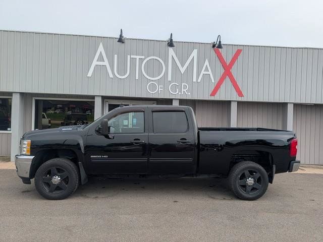 Used 2011 Chevrolet Silverado 2500 LT w/ Interior Plus Package AWD/4WD image 1