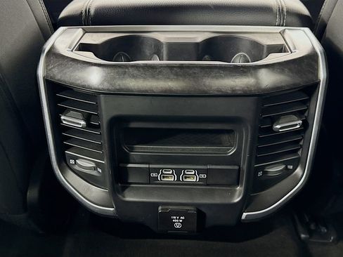 Used 2022 RAM 1500 Big Horn AWD/4WD image 24