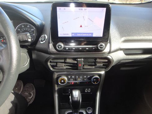 Used 2021 Ford EcoSport SES image 8