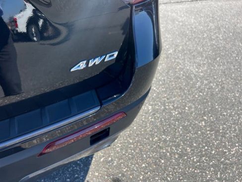 Certified 2022 Ford Explorer XLT w/ Equipment Group 202A image 22