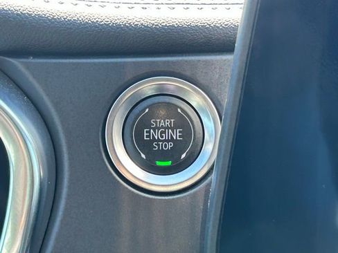 Certified 2025 Chevrolet Blazer LT FWD image 25