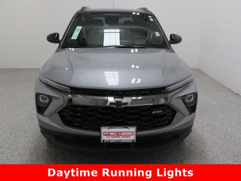 Used 2024 Chevrolet TrailBlazer RS image 3