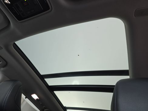 Used 2024 Toyota Grand Highlander Platinum image 30