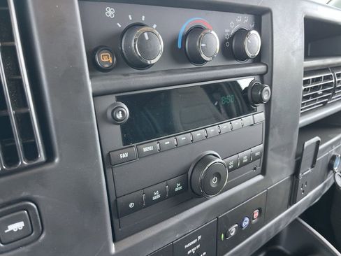 New 2025 GMC Savana 2500 Extended w/ Driver Convenience Package image 13