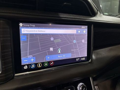 Used 2021 GMC Yukon XL Denali w/ Denali Premium Package AWD/4WD image 26