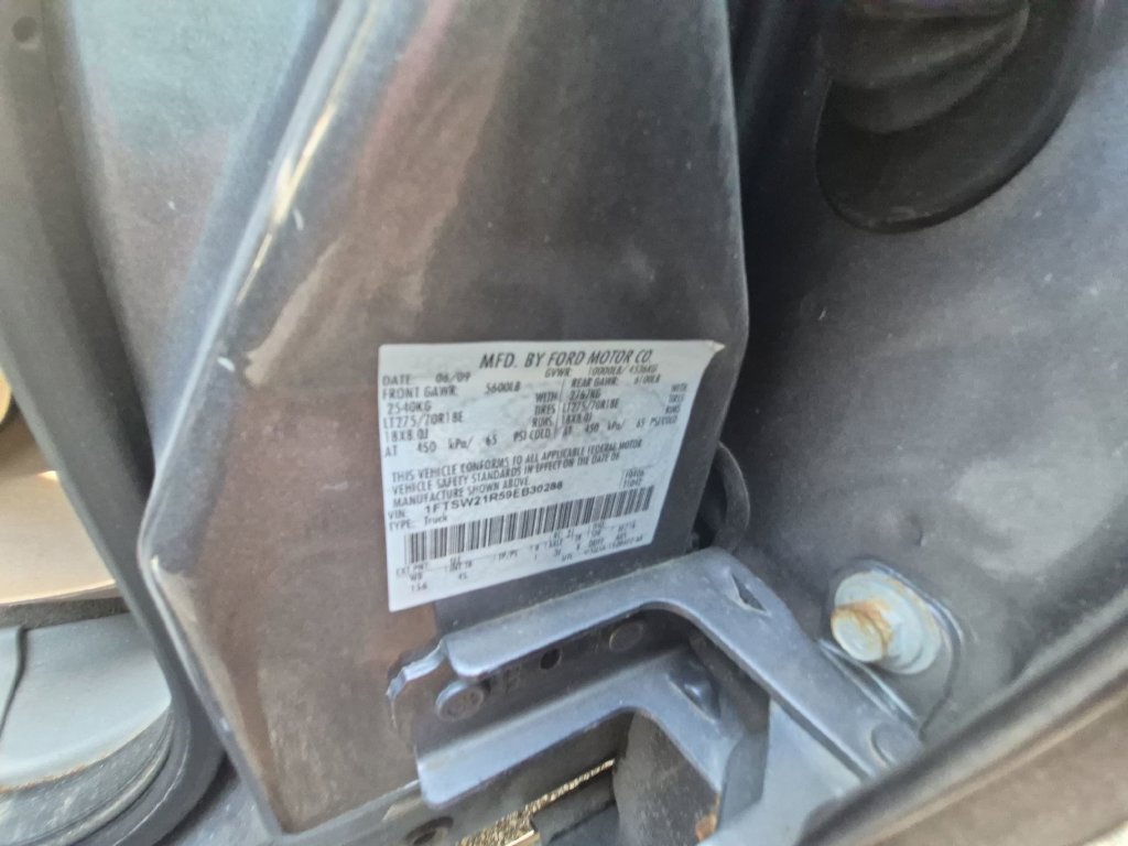 Used 2009 Ford F250 XL AWD/4WD image 6