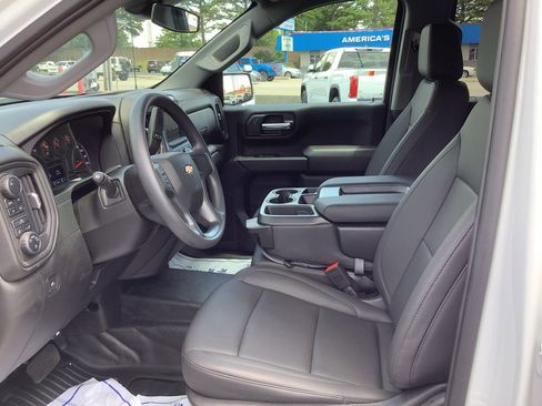Used 2024 Chevrolet Silverado 1500 W/T w/ WT Value Package image 10