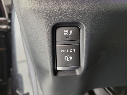 Used 2026 INFINITI QX80 4WD w/ Sport Exterior Package image 32