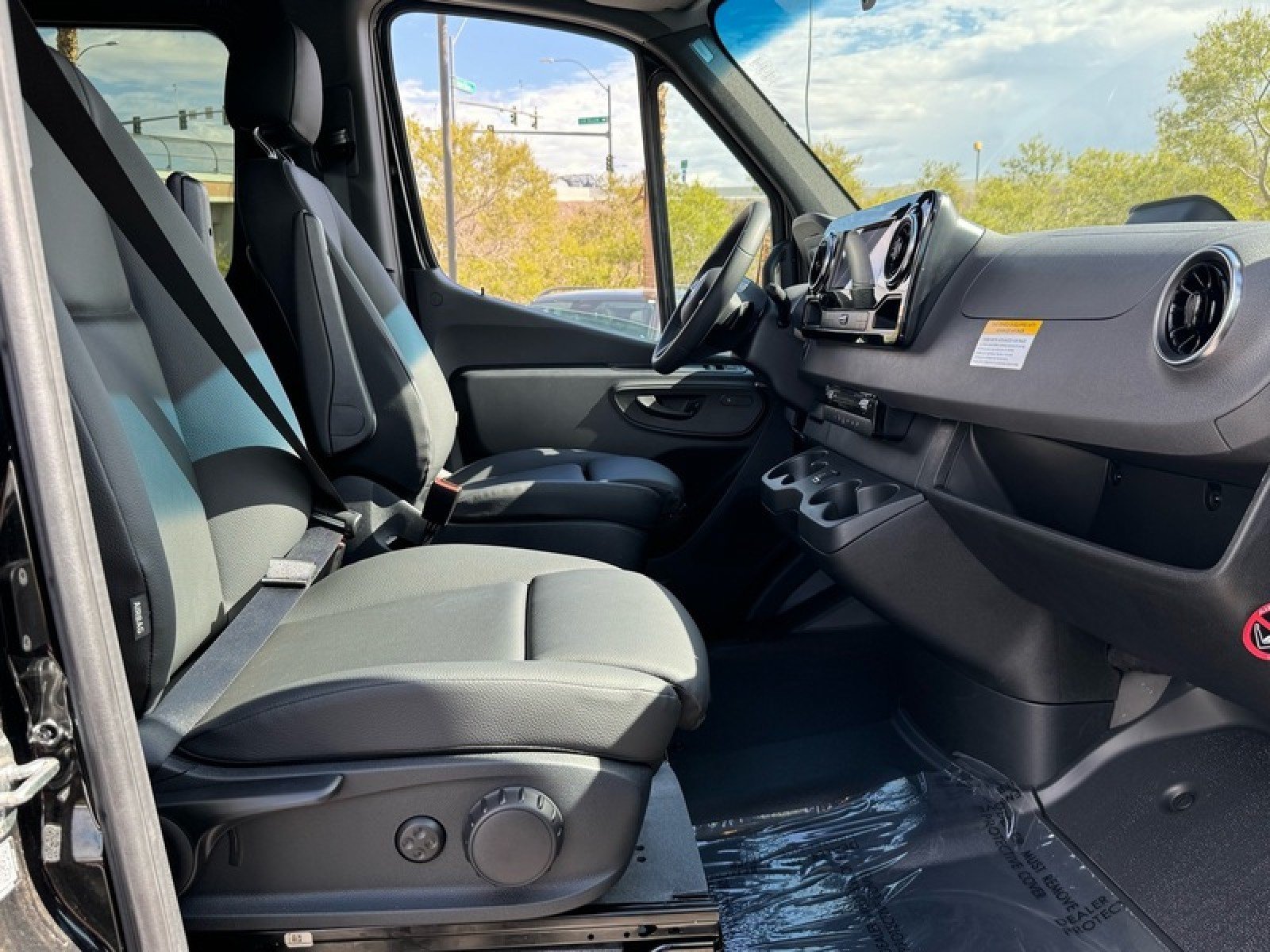 New 2025 Mercedes-Benz Sprinter 3500 image 21