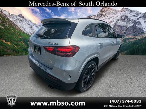 Used 2026 Mercedes-Benz GLA 35 AMG 4MATIC image 17