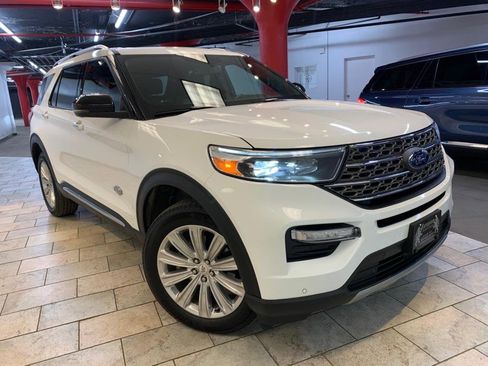Used 2021 Ford Explorer King Ranch w/ Premium Technology Package AWD/4WD image 5