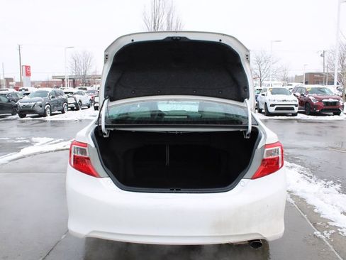 Used 2013 Toyota Camry XLE image 9