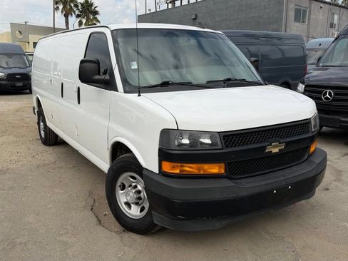 Used 2019 Chevrolet Express 2500 Extended w/ Driver Convenience Package RWD image 3