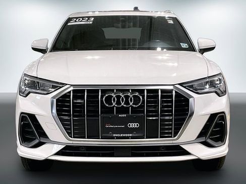 Certified 2023 Audi Q3 2.0T Premium w/ Convenience Package image 3