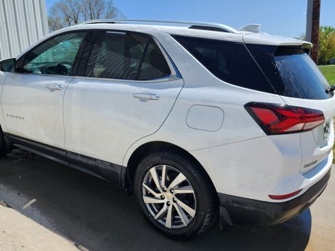 Used 2022 Chevrolet Equinox Premier AWD/4WD image 5