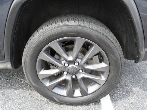 Used 2013 Jeep Grand Cherokee Altitude RWD image 31