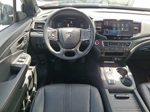 Certified 2023 Honda Passport TrailSport image 8