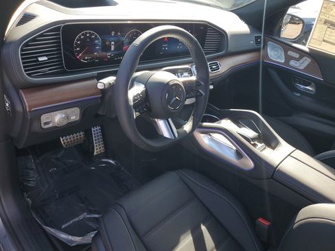 New 2026 Mercedes-Benz GLS 580 4MATIC image 27