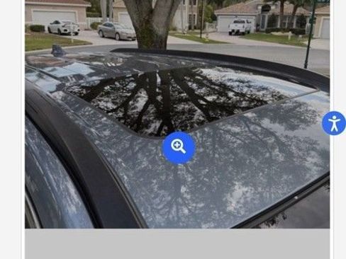 Used 2023 Toyota Corolla Cross XLE w/ Convenience Package image 10