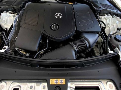 Certified 2022 Mercedes-Benz C 300 Sedan w/ Exclusive Trim Package image 31
