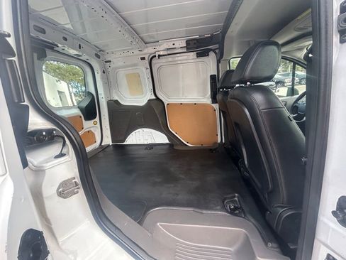 Used 2019 Ford Transit Connect XL image 29