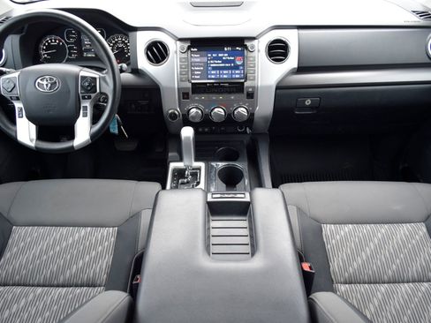 Used 2021 Toyota Tundra SR5 AWD/4WD image 7