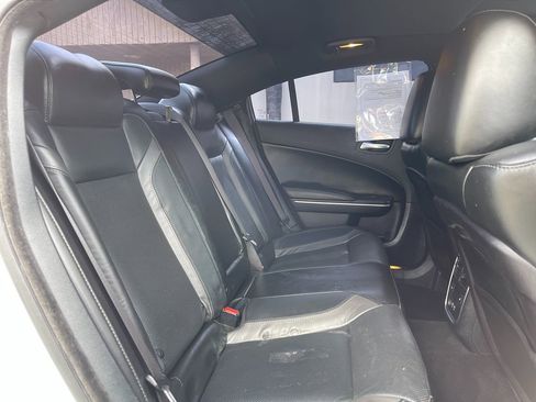 Used 2019 Dodge Charger SXT w/ Leather Interior Group RWD image 25