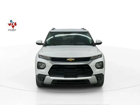 Used 2021 Chevrolet TrailBlazer LT w/ Premium Seating Package image 8