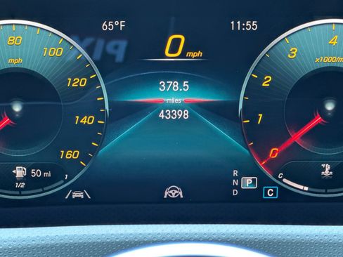 Used 2020 Mercedes-Benz A 220 image 25