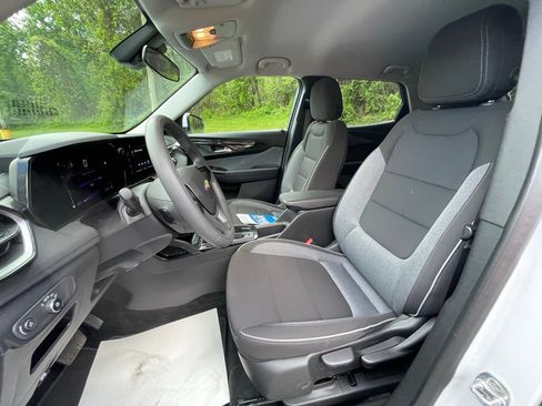 Certified 2025 Chevrolet TrailBlazer LT AWD/4WD image 20