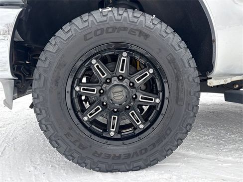 Used 2011 Ford F250 Lariat w/ Lariat Interior Pkg image 28