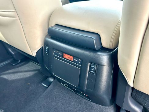 Used 2017 Nissan Armada Platinum w/ Captain Seat Package image 22