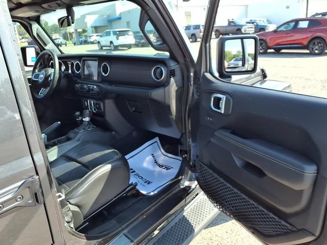 Used 2018 Jeep Wrangler Unlimited Sahara AWD/4WD image 47